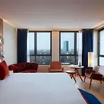 So/ Paris Hotel