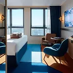 So/ Paris Hotel
